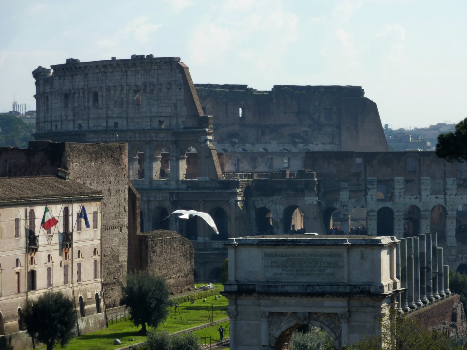 Plan a visit to Rome Colosseum